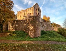 Lais Puzzle - Minneburg im Herbstwald - 40, 100, 200, 500 & 1.000 Teile