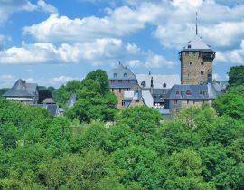 Lais Puzzle - Blick auf Schloss Burg in Solingen im Bergischen Land - 40, 100, 200, 500 & 1.000 Teile