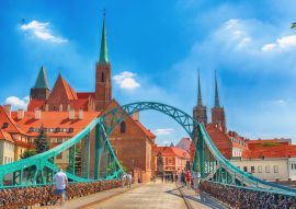 Lais Puzzle - Breslau, Polen: Breslauer Altstadt. Die Dominsel (Ostrow Tumski) ist der älteste Teil der Stadt. Der Fluss Odra, Boote und historische Gebäude an einem Sommertag - 100, 200, 500 & 1.000 Teile