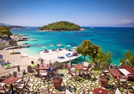 Lais Puzzle - Der wunderschöne Strand von Ksamil in Albanien - 100, 200, 500 & 1.000 Teile