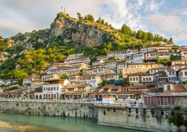 Lais Puzzle - Blick auf die Altstadt von Berat, Albanien - 100, 200, 500 & 1.000 Teile