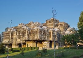 Lais Puzzle - Nationalbibliothek, Pristina, Kosovo - 100, 200, 500 & 1.000 Teile