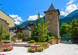 Lais Puzzle - Historisches Viertel in Andorra la Vella - 100, 200, 500 & 1.000 Teile