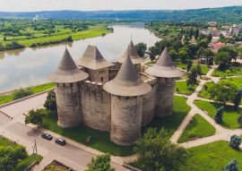 Lais Puzzle - Luftaufnahme der mittelalterlichen Festung in Soroca, Republik Moldau. - 100, 200, 500 & 1.000 Teile