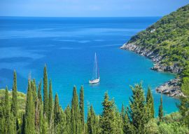 Lais Puzzle - Griechenland Insel Ithaka, Blick auf das Meer oberhalb der Hauptstadt Ithaka - 100, 200, 500 & 1.000 Teile