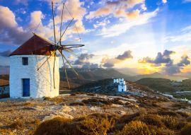 Lais Puzzle - schöner Sonnenuntergang über Windmühlen. Insel Amorgos, Griechenland - 100, 200, 500 & 1.000 Teile