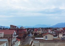 Lais Puzzle - Stadtbild von Megalopoli, Peloponnes, Griechenland - 100, 200, 500 & 1.000 Teile