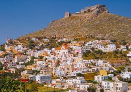 Lais Puzzle - Die Stadt Agia Marina mit der alten venezianischen Burg im Hintergrund. Leros Insel Dodekanes, Griechenland - 100, 200, 500 & 1.000 Teile