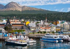 Lais Puzzle - Hafen von Ushuai, Feuerland. Argentinien - 100, 200, 500, 1.000 & 2.000 Teile