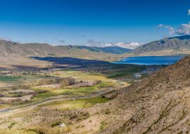 Lais Puzzle - Luftaufnahme des Staudamms im Angostura-Reservat bei Tafi del Valle, Argentinien - 100, 200, 500, 1.000 & 2.000 Teile