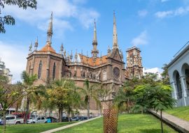 Lais Puzzle - Kapuzinerkirche oder Herz-Jesu-Kirche (Iglesia del Sagrado Corazon) - Cordoba, Argentinien - 100, 200, 500, 1.000 & 2.000 Teile