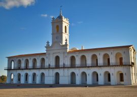 Lais Puzzle - Nachbildung des Rathauses - Stadt La Punta - San Luis, Argentinien. - 100, 200, 500, 1.000 & 2.000 Teile