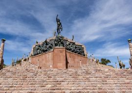 Lais Puzzle - Denkmal für die Helden der Unabhängigkeit, Humahuaca, Jujuy, Argentinien - 100, 200, 500, 1.000 & 2.000 Teile