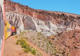 Lais Puzzle - Der Tren a las Nubes (Zug zu den Wolken) beginnt in der Stadt San Antonio de los Cobres - 100, 200, 500, 1.000 & 2.000 Teile