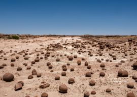 Lais Puzzle - Ansicht eines Boccia-Platzes, San Juan, Argentinien. - 100, 200, 500, 1.000 & 2.000 Teile