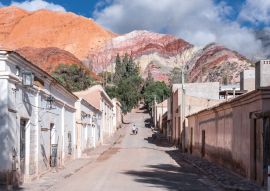 Lais Puzzle - Stadt Purmamarca und rote Berge voller Farben, Argentinien - 100, 200, 500, 1.000 & 2.000 Teile