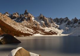 Lais Puzzle - schneebedeckte Berge um San Carlos de Bariloche und San Martin de los Andes, Provinz Rio Negro, Argentinien - 100, 200, 500, 1.000 & 2.000 Teile