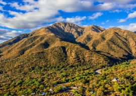 Lais Puzzle - Cerro Uritorco in der Stadt Capilla del Monte, Cordoba, Argentinien. Die zweithöchste in der Provinz - 100, 200, 500, 1.000 & 2.000 Teile
