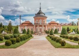 Lais Puzzle - Ukraine, Zolotschiw: Blick auf Zolochevsky Schloss am sonnigen Tag - 100, 200, 500, 1.000 & 2.000 Teile