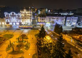 Lais Puzzle - Nacht Luftaufnahme Panorama der Soborna Straße im historischen Zentrum von Winniyzja, Ukraine - 100, 200, 500, 1.000 & 2.000 Teile