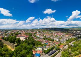 Lais Puzzle - Uzhgorod Stadt Ukraine Luftpanoramablick - 100, 200, 500, 1.000 & 2.000 Teile