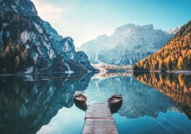 Lais Puzzle - Boote auf dem Pragser Wildsee in den Dolomiten, Sudtirol, Italien - 1.000 Teile