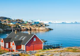 Lais Puzzle - Bunte Häuser am Ufer des Atlantischen Ozeans in Ilulissat, Westgrönland - 100, 200, 500 & 1.000 Teile