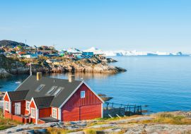 Lais Puzzle - Bunte Häuser am Ufer des Atlantischen Ozeans in Ilulissat, Westgrönland - 1.000 Teile