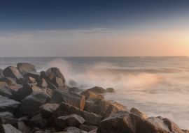 Lais Puzzle - Sturmwellen der Nordsee im morgendlichen Sonnenlicht, Lønstrup, Nordjylland (Nordjütland) in Dänemark - 100, 200, 500 & 1.000 Teile