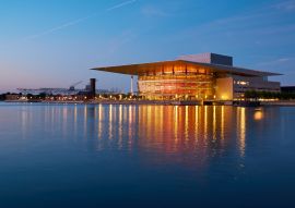 Lais Puzzle - Das Kopenhagener Opernhaus bei Nacht - 100, 200, 500 & 1.000 Teile