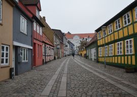 Lais Puzzle - Maisons Typiques Horsens Danemark - Traditionelle Häuser in Horsens Dänemark - 100, 200, 500 & 1.000 Teile