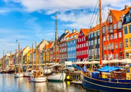 Lais Puzzle - Kopenhagen, ikonischer Blick. Berühmte alte Nyhavn Hafen im Zentrum von Kopenhagen, Dänemark im Sommer sonnigen Tag - 1.000 Teile