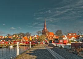 Lais Puzzle - Der Yachthafen von Nysted auf Lolland im ländlichen Dänemark - 100, 200, 500 & 1.000 Teile