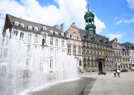 Lais Puzzle - Der historische Marktplatz von Mons, Wallonien, Belgien - 100, 200, 500 & 1.000 Teile