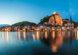 Lais Puzzle - Die Maas fließt durch Dinant, Belgien - 100, 200, 500 & 1.000 Teile