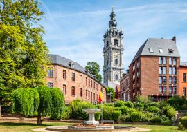 Lais Puzzle - Mons, Wallonien, Belgien. Panoramablick auf die Landschaft mit Glockenturm im Stadtzentrum - 100, 200, 500 & 1.000 Teile
