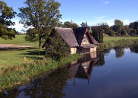 Lais Puzzle - Bootshaus auf einem Fluss in Kildare Irland - 100, 200, 500 & 1.000 Teile