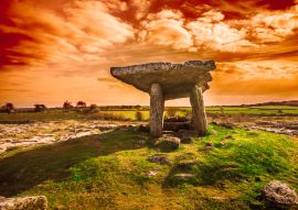 Lais Puzzle - Antiker Poulnabrone Dolmen, The Burren, Grafschaft Clare, Irland - 100, 200, 500 & 1.000 Teile