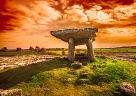 Lais Puzzle - Antiker Poulnabrone Dolmen, The Burren, Grafschaft Clare, Irland - 1.000 Teile