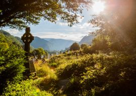 Lais Puzzle - Altes keltisches Kreuz in Glendalough, Wicklow-Gebirge, Irland, Irland - 100, 200, 500 & 1.000 Teile