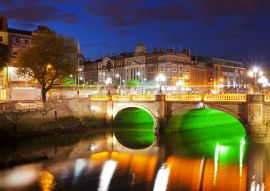 Lais Puzzle - Dublin bei Nacht, unten am Fluss Liffey - 100, 200, 500 & 1.000 Teile