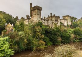 Lais Puzzle - Lismore Castle, vom Blackwater River aus gesehen, Irland - 1.000 Teile