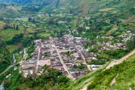 Lais Puzzle - Luftaufnahme von Leymebamba, Peru - 2.000 Teile