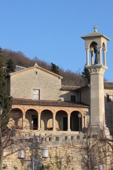 Lais Puzzle - Kirche Saint Quirino in San Marino - 2.000 Teile
