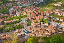 Lais Puzzle - Blick vom Mount Titano, San Marino, auf die Seilbahn - 2.000 Teile