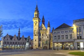 Lais Puzzle - Der Grote Markt in Aalst am Abend, Flandern, Belgien - 2.000 Teile