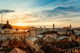 Lais Puzzle - Lviv bei Sonnenaufgang - 2.000 Teile