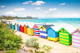 Lais Puzzle - Schöne Badehäuser am weißen Sandstrand von Brighton Beach, Victoria, Australien - 2.000 Teile