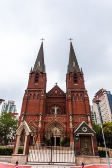 Lais Puzzle - Kirche in Shanghai, China - 2.000 Teile