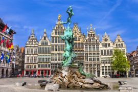 Lais Puzzle - Traditionelle flämische Architektur in Belgien - Stadt Antwerpen - 2.000 Teile